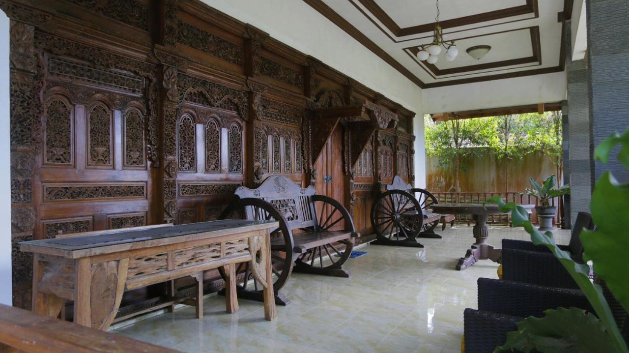Alista Hotel Bondowoso ภายนอก รูปภาพ