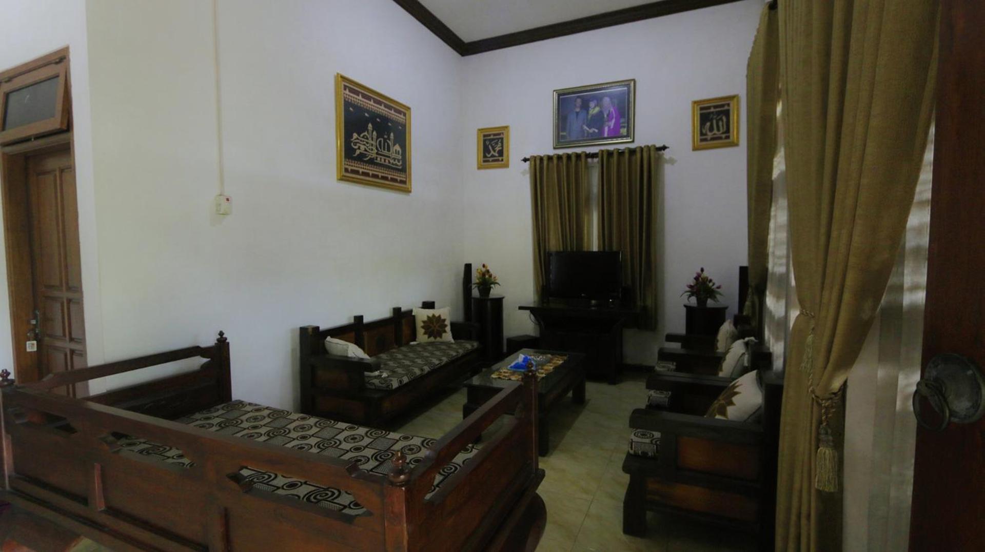 Alista Hotel Bondowoso ภายนอก รูปภาพ