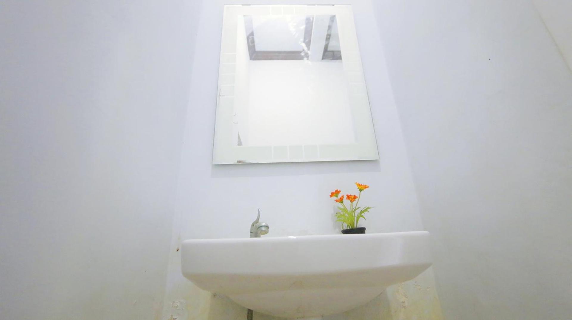 Alista Hotel Bondowoso ห้อง รูปภาพ